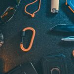 Une sélection organisée d'équipements de plein air et d'essentiels pour les amateurs d'aventure.